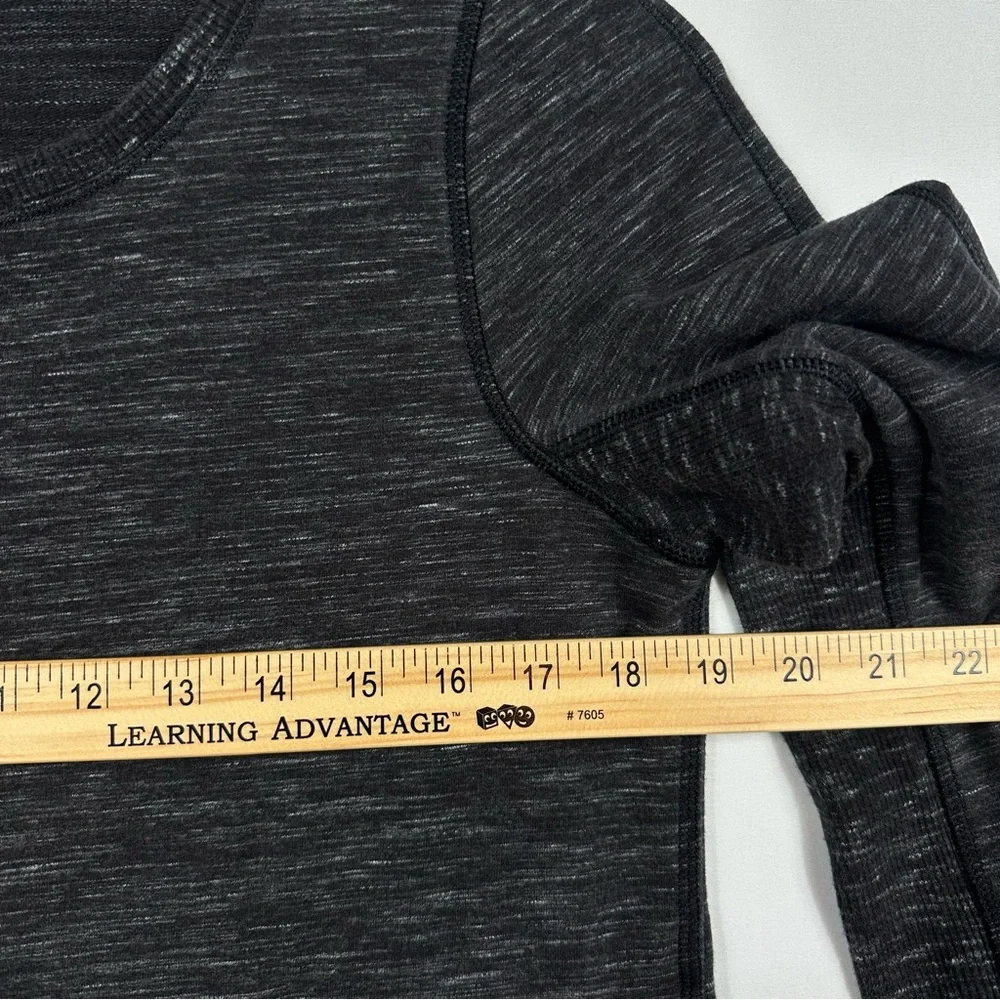 lululemon athletica Heathered Gray Women's Pull Over Sweater Size 8 - Picture 6 of 8